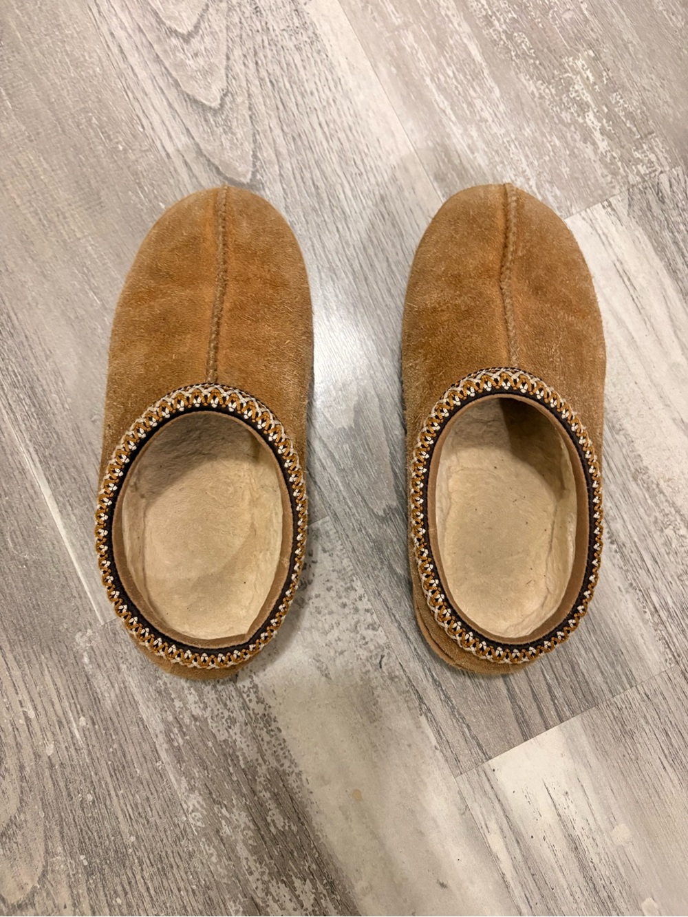 UGG Kids Chestnut Suede Slip-On Boots with Decorative Trim